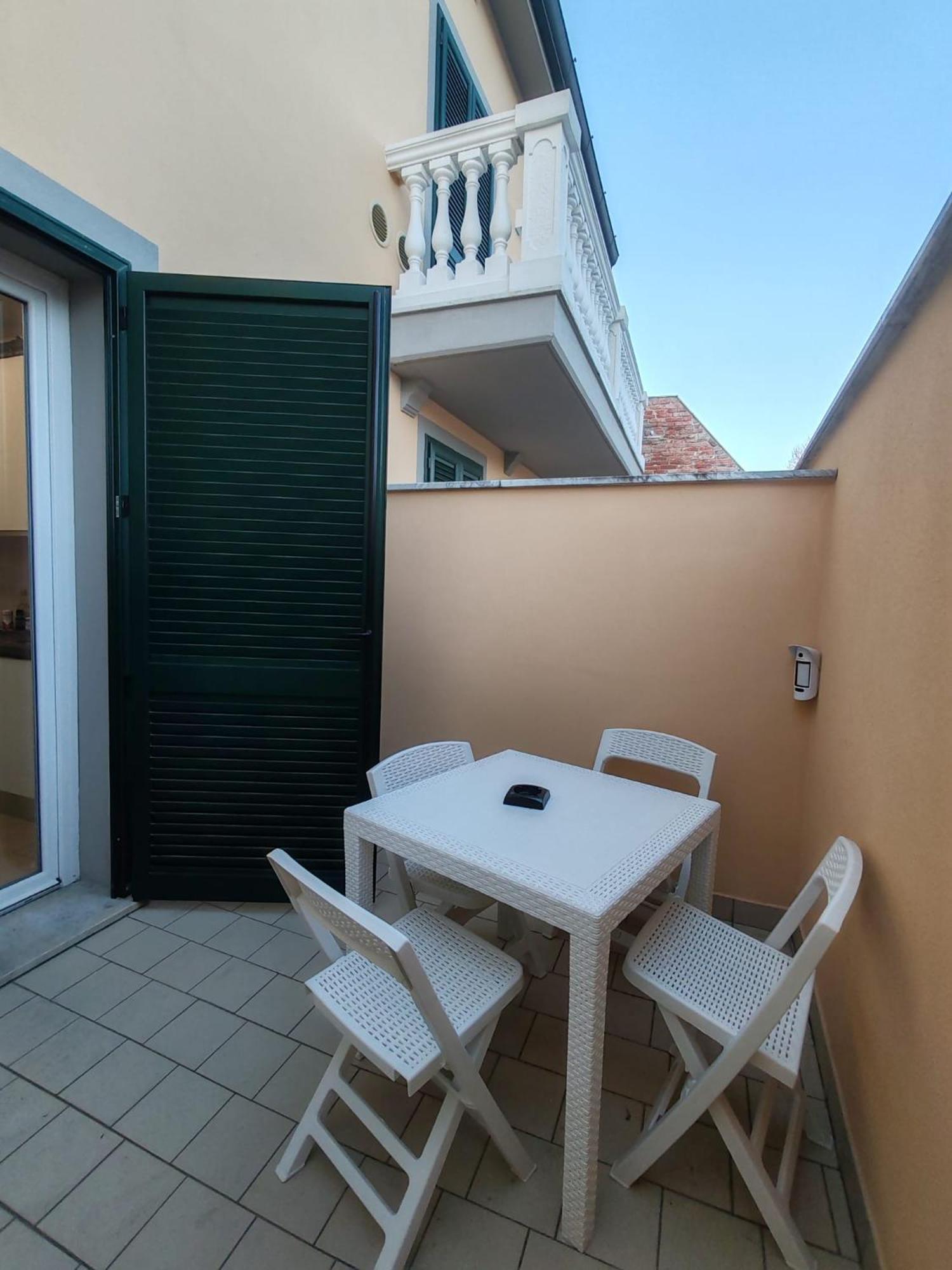 Ondina Apartment In Versilia Viareggio Esterno foto